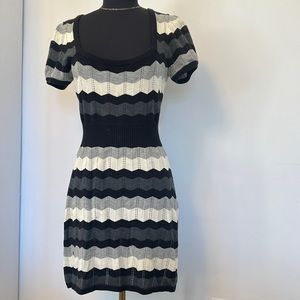 H & M Sweater Dress Size Small
